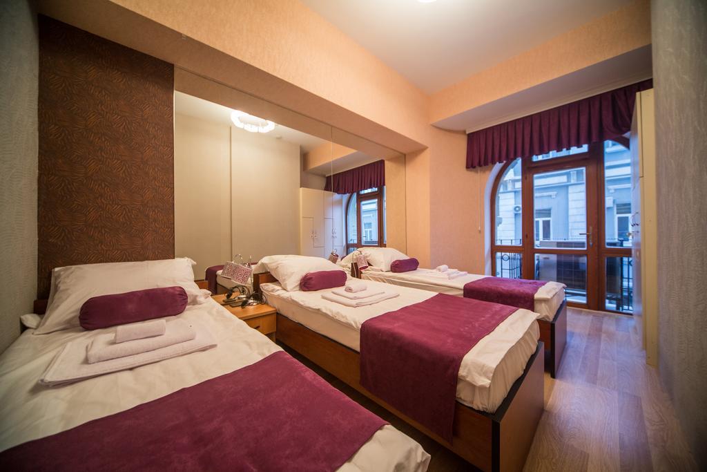 Hostel Inn Hotel&Hostel Baku Exterior photo